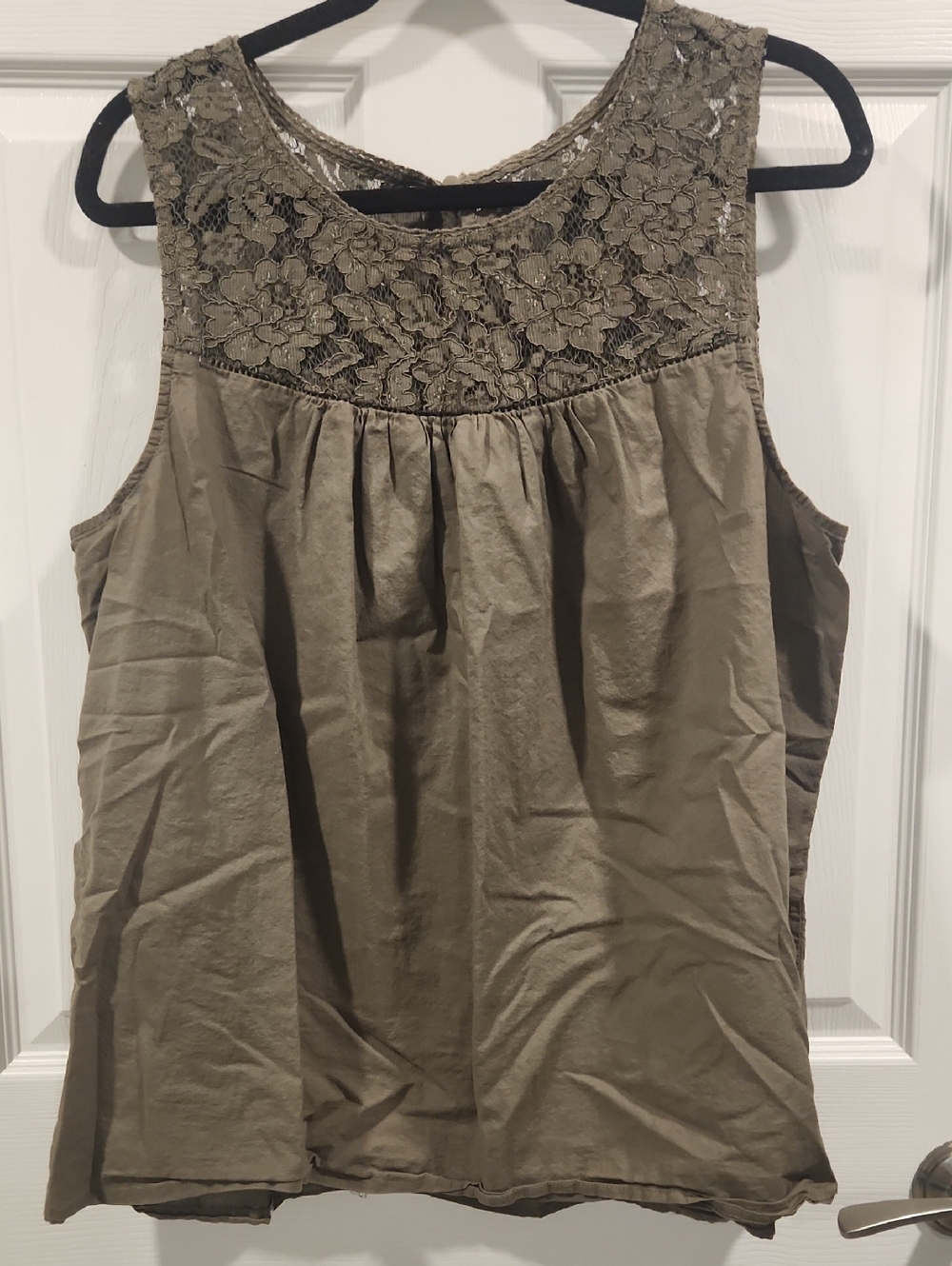 torrid Olive Green Floral Lace Yoke Sleeveless Top
